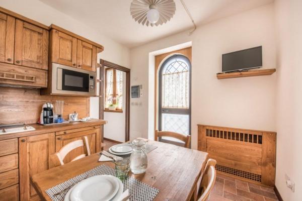 Ghiandai Apartment